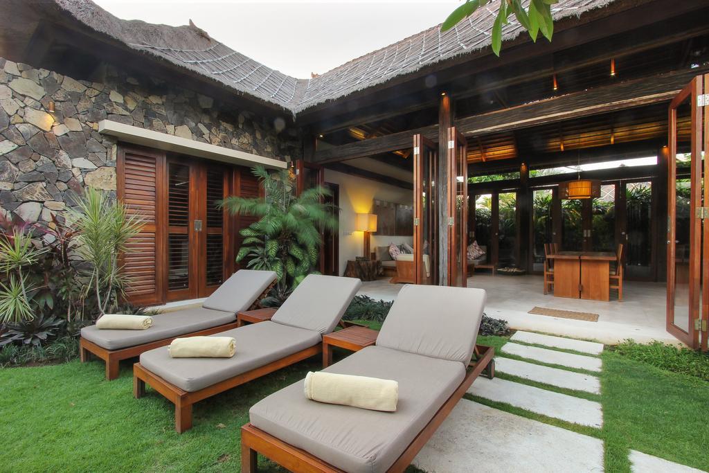 Villa Suar Drupadi Seminyak Rum bild