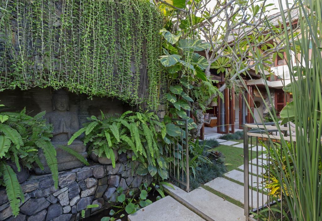 Villa Suar Drupadi Seminyak Exteriör bild